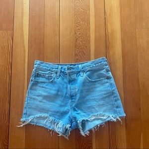 LEVIS 501 JEAN SHORTS